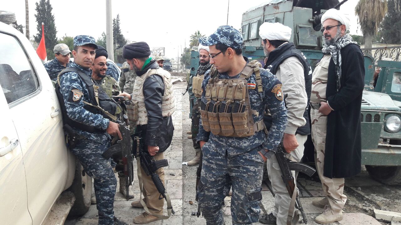هلاکت سه گردان بزرگ داعش در موصل قدیم/ عوامل تروریستی بمب‌گذاری تکریت بازداشت شدند + تصاویر